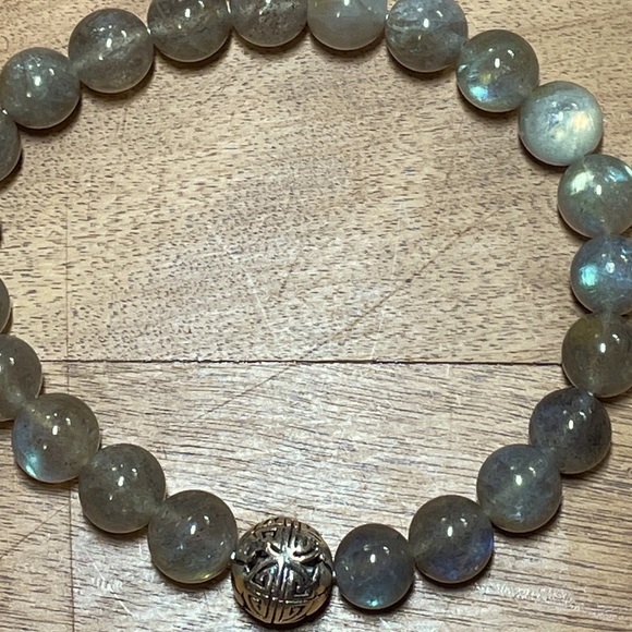 Semi-precious Rainbow Labradorite Gemstone Bracelet w/ 925 Sterling Silver Bead - Picture 2 of 4